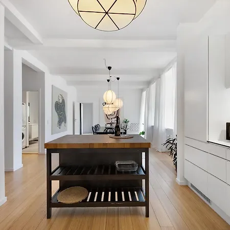 Aday - On Stroeget In Cph